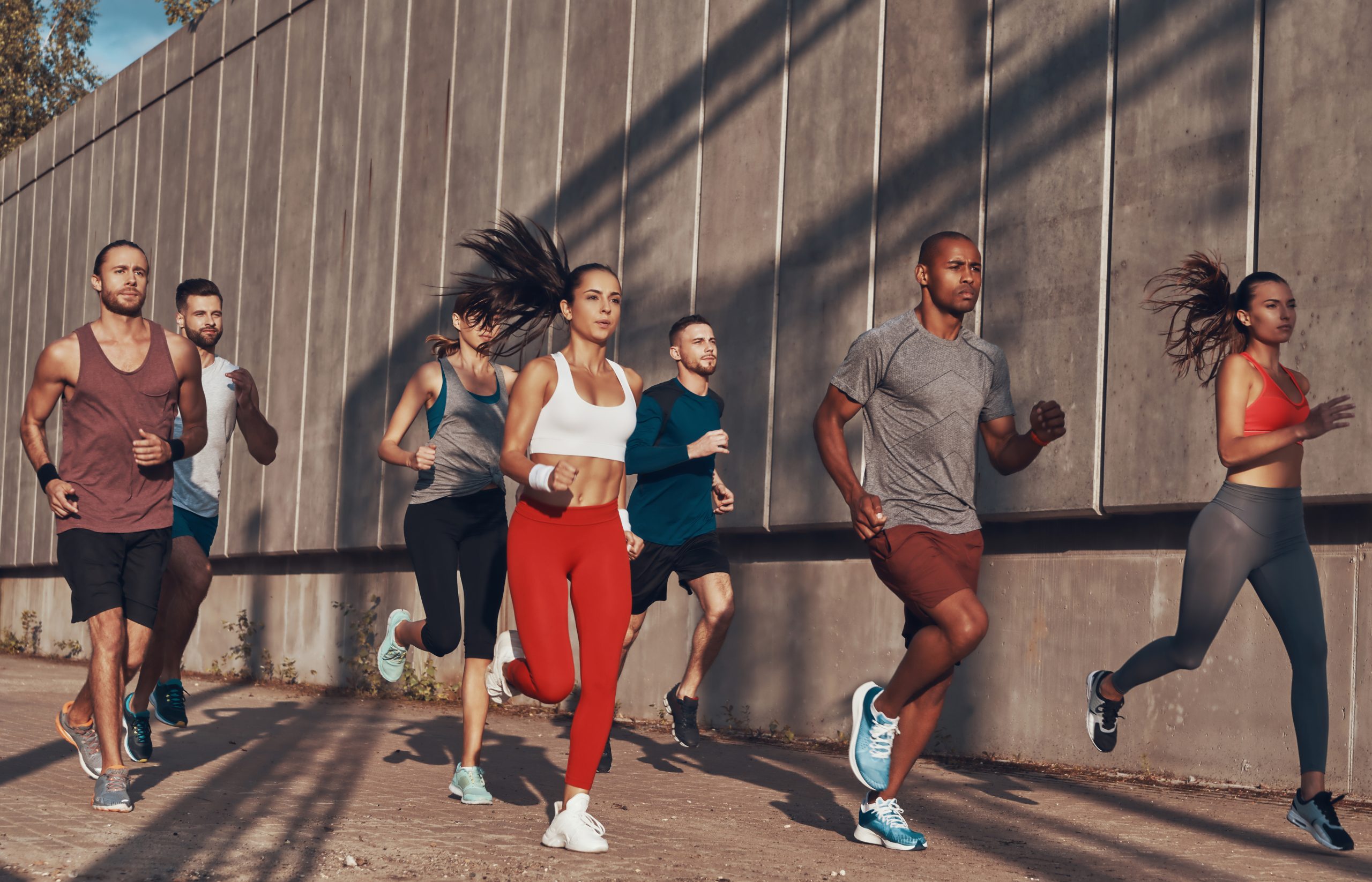 A hybrid run club session